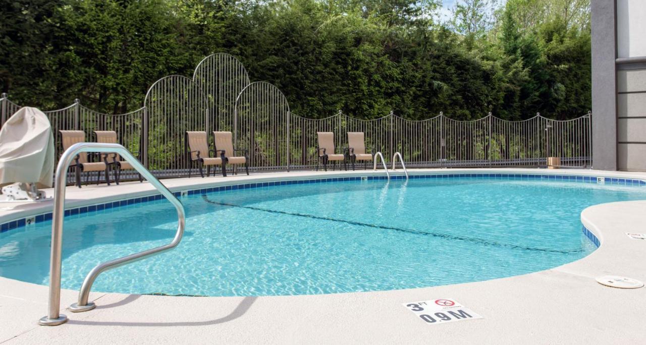 Comfort Inn Asheville East-Blue Ridge Pkwy Access Exterior foto