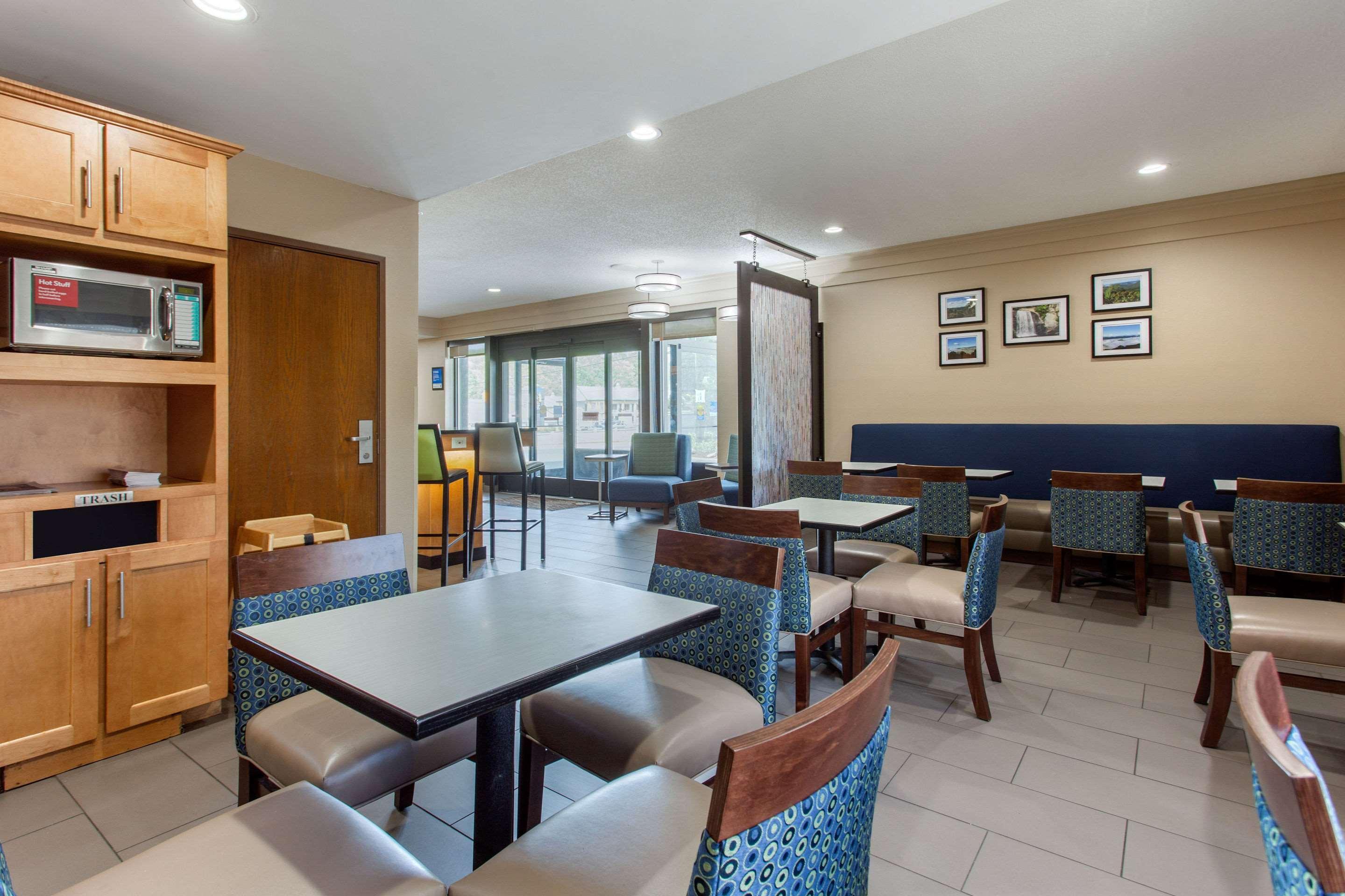 Comfort Inn Asheville East-Blue Ridge Pkwy Access Exterior foto